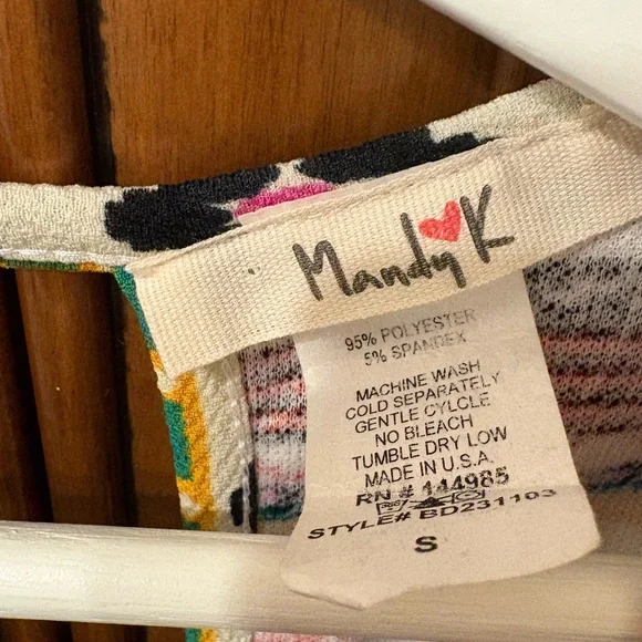 Multicolor Geometric Pattern Dresses - Picture 3 of 3